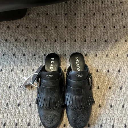 プラダ スリッパ