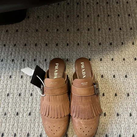 プラダ スリッパ