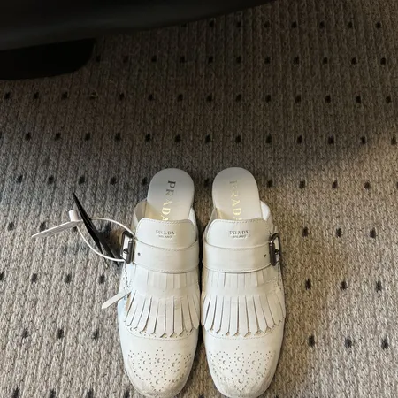 プラダ スリッパ