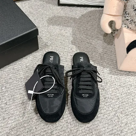 プラダ スリッパ