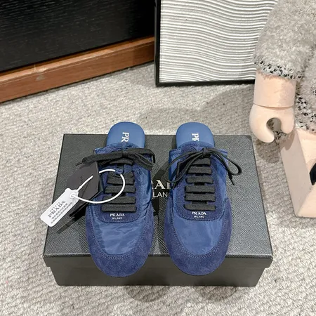 プラダ スリッパ