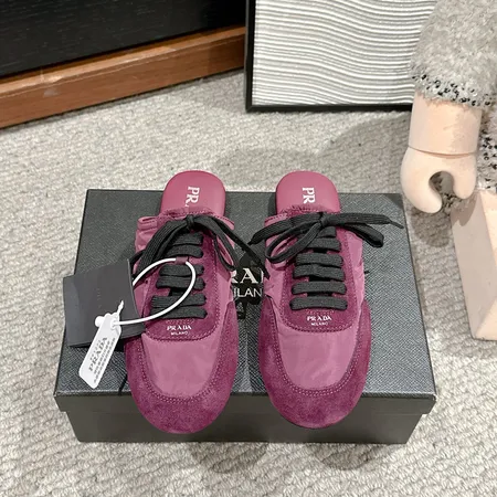 プラダ スリッパ