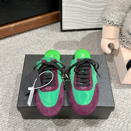 プラダ スリッパ
