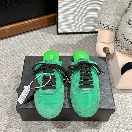 プラダ スリッパ