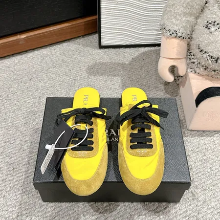 プラダ スリッパ