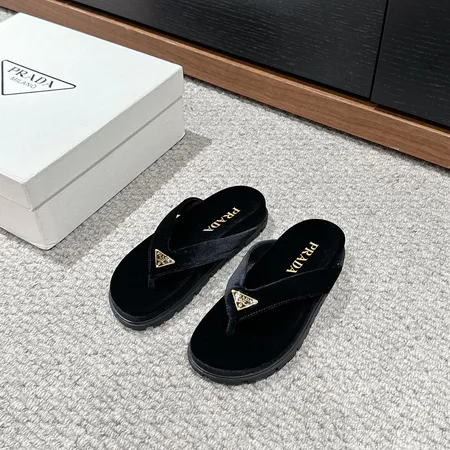 プラダ スリッパ