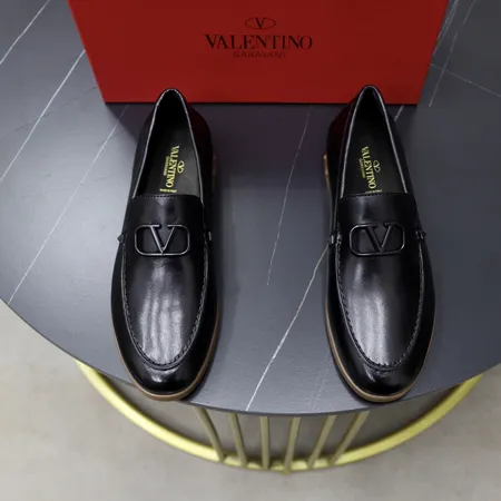 ヴァレンティノ ビジネスシューズ