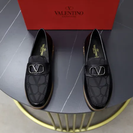 ヴァレンティノ ビジネスシューズ