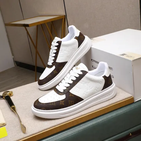 ルイヴィトン カジュアルシューズ