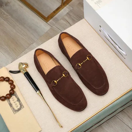 グッチ ビジネスシューズ