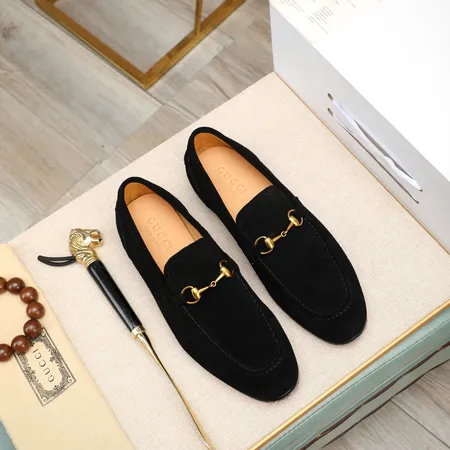 グッチ ビジネスシューズ