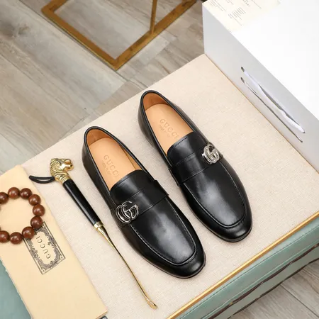 グッチ ビジネスシューズ