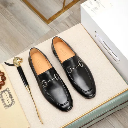 グッチ ビジネスシューズ