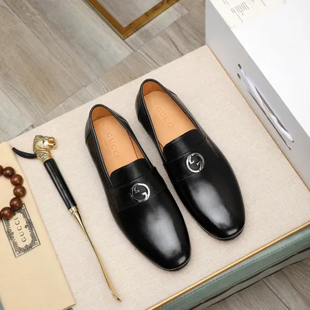 グッチ ビジネスシューズ