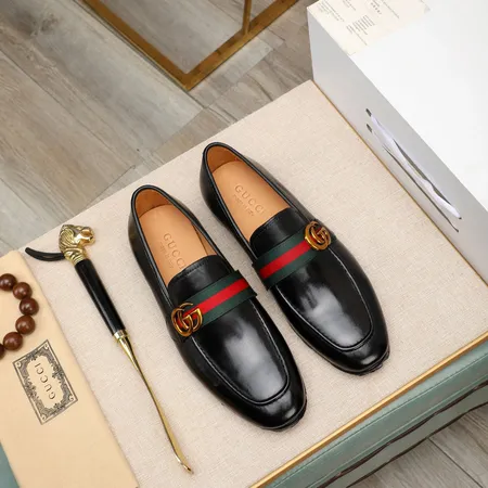 グッチ ビジネスシューズ