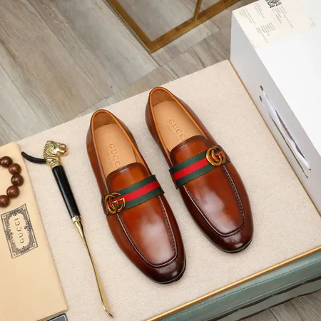 グッチ ビジネスシューズ