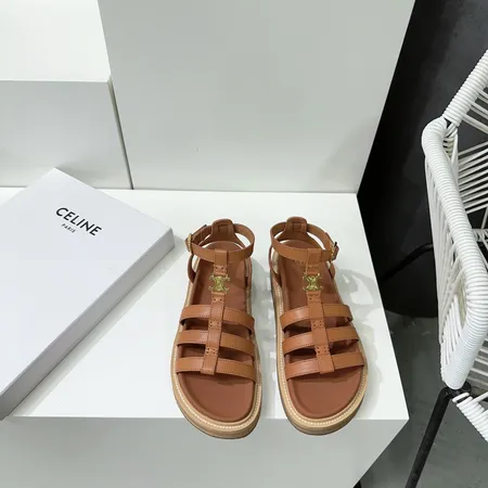 セリーヌ サンダル