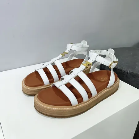 セリーヌ サンダル