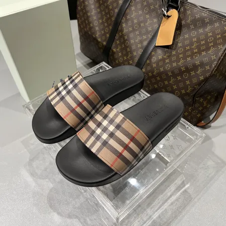 バーバリー ス スリッパ