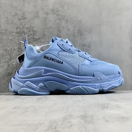 バレンシアガ スニーカー