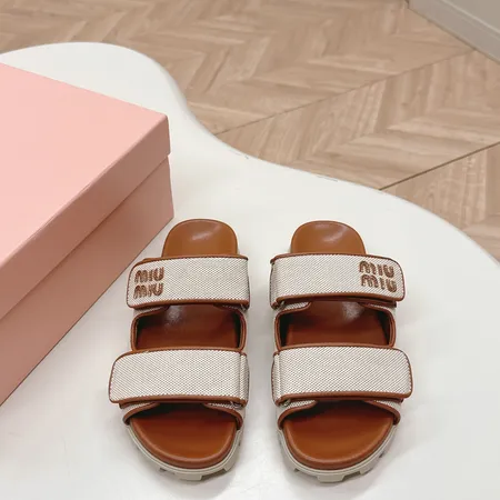 ミュウミュウ サンダル