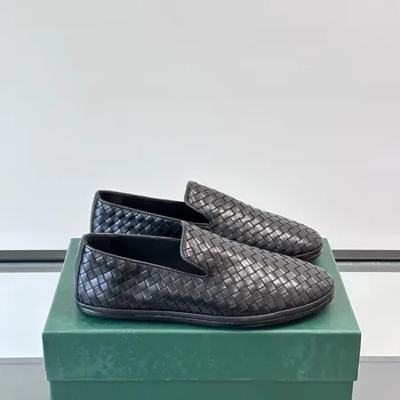 ボッテガ ヴェネタ カジュアルシューズ