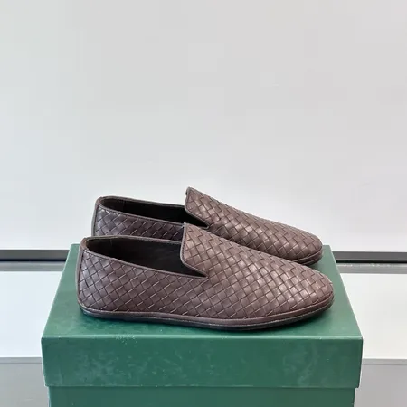 ボッテガ ヴェネタ カジュアルシューズ