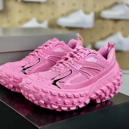 バレンシアガ スニーカー