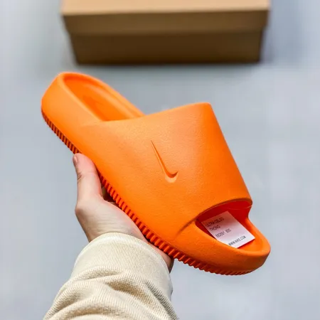 ナイキ スリッパ