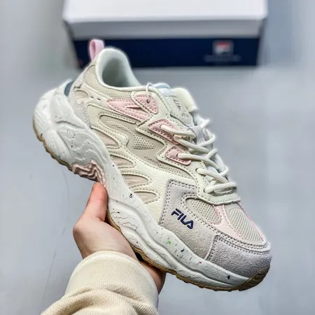 フィラ スニーカー