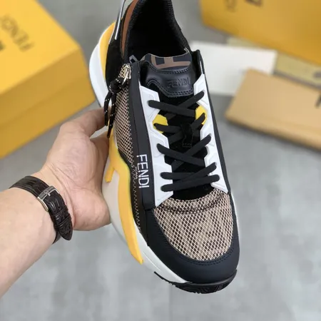 フェンディ スニーカー