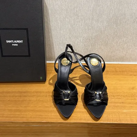 イブサンローラン サンダル