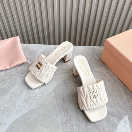 ミュウミュウ サンダル