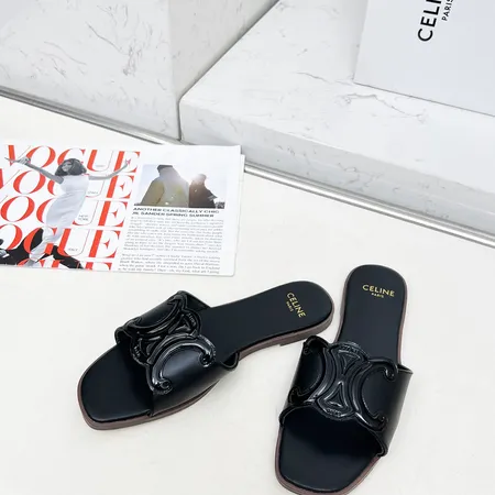 セリーヌ スリッパ