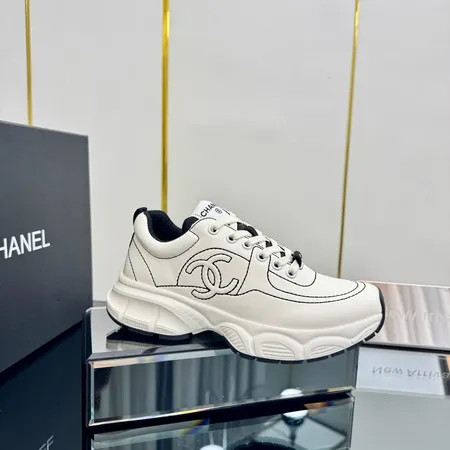 シャネル スニーカー