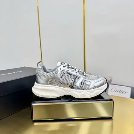 シャネル スニーカー