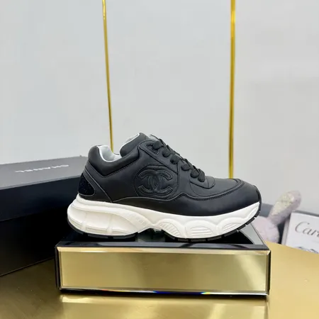 シャネル スニーカー