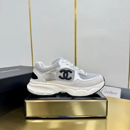 シャネル スニーカー