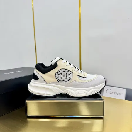 シャネル スニーカー