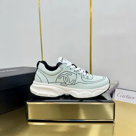 シャネル スニーカー