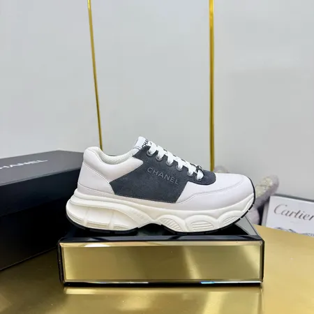 シャネル スニーカー