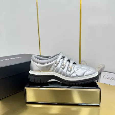 シャネル カジュアルシューズ