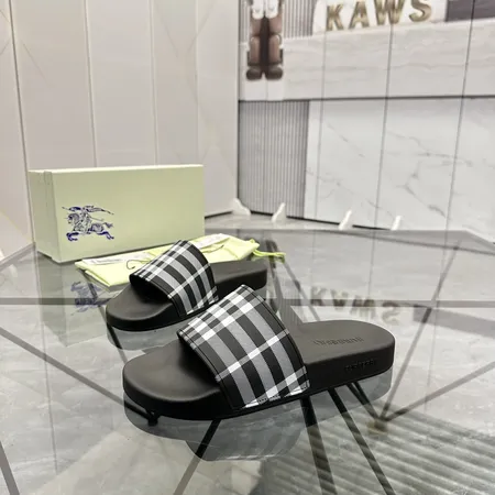 バーバリー ス スリッパ