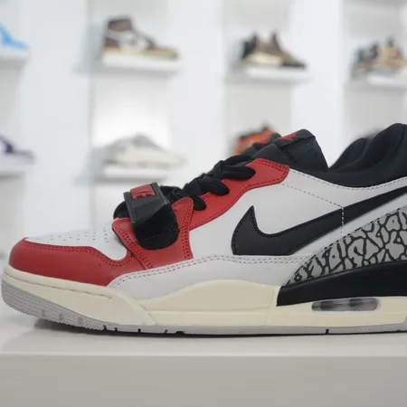 エアジョーダン スニーカー