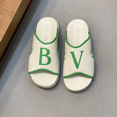 ボッテガ ヴェネタ スリッパ