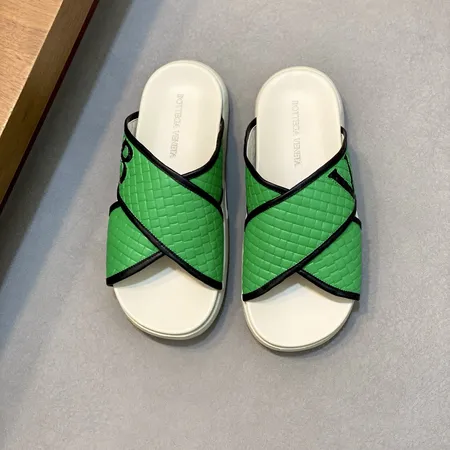 ボッテガ ヴェネタ スリッパ