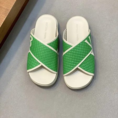 ボッテガ ヴェネタ スリッパ