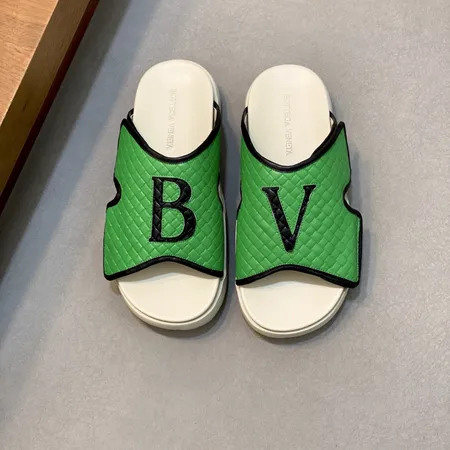 ボッテガ ヴェネタ スリッパ