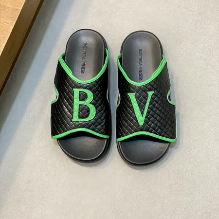 ボッテガ ヴェネタ スリッパ