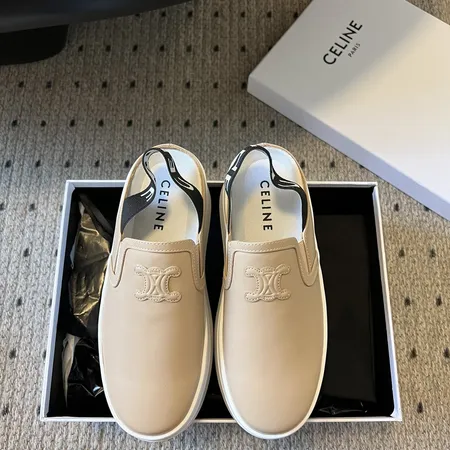 セリーヌ カジュアルシューズ